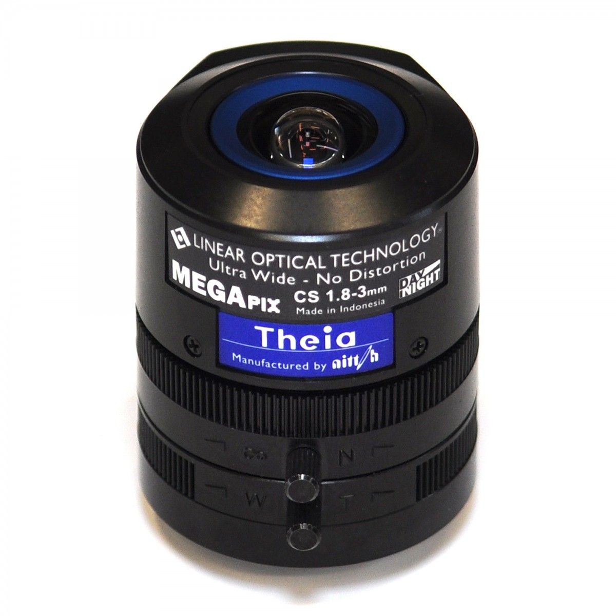 Axis Theia Varifocal Ultra Wide Lens - Ultra-wide lens - 1.8 - 3 mm - CS mount