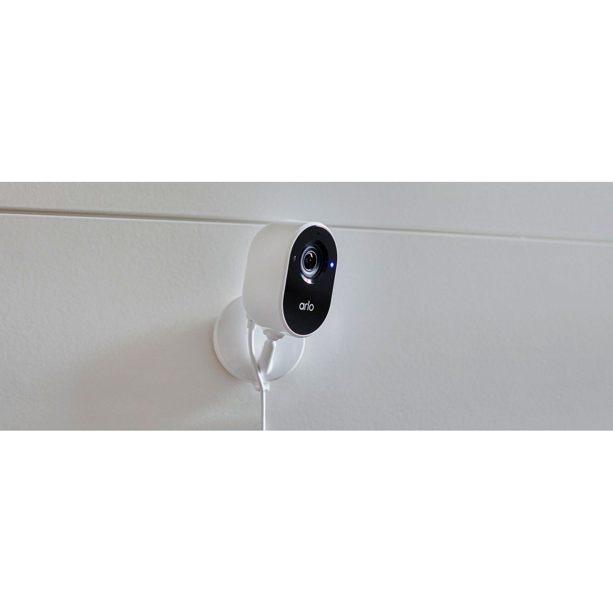 ARLO Essential - IP security camera - Indoor - Wireless - 91.44 m - Amazon Alexa & Google Assistant - 2400 MHz